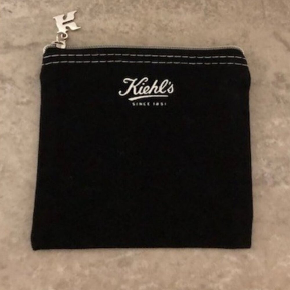 3/$12 Kiehl's Small Card/Change Pouch EUC